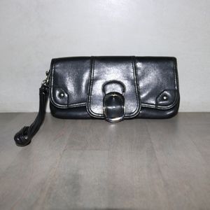 ACCESSORIES Black Clutch/Wristlet